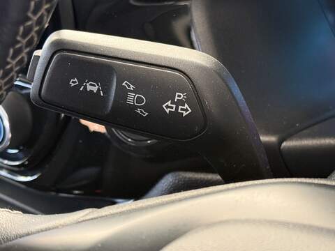 Ford Fiesta T EcoBoost MHEV Titanium - U668