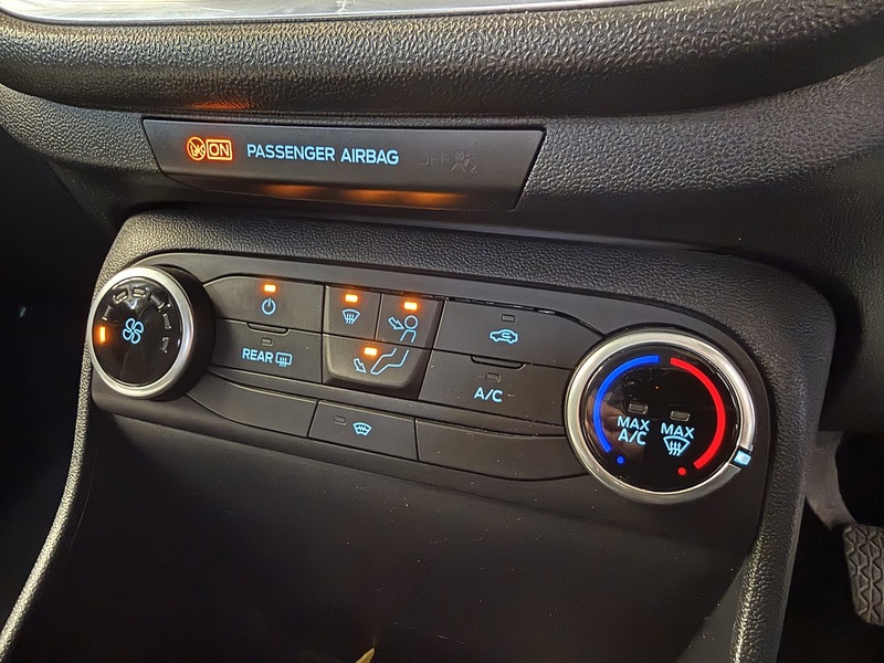 Ford Fiesta T EcoBoost MHEV Titanium - U668