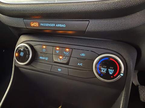 Ford Fiesta T EcoBoost MHEV Titanium - U668