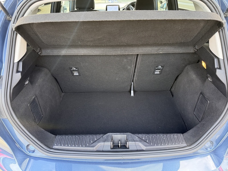 Ford Fiesta T EcoBoost MHEV Titanium - U668