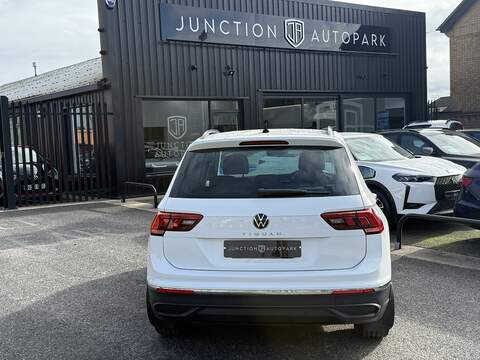 Volkswagen Tiguan TSI Life - U669