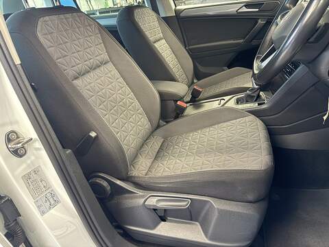 Volkswagen Tiguan TSI Life - U669