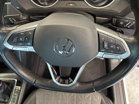 Volkswagen Tiguan TSI Life - U669