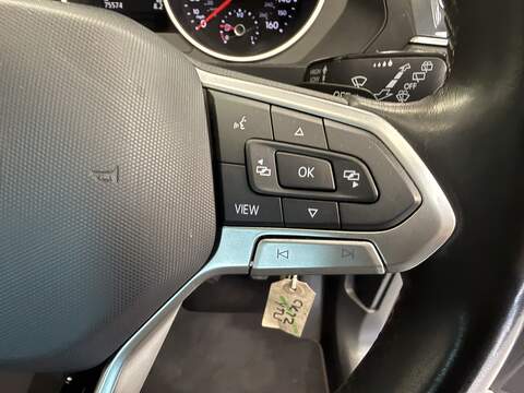 Volkswagen Tiguan TSI Life - U669