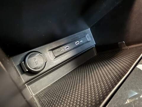 Volkswagen Tiguan TSI Life - U669