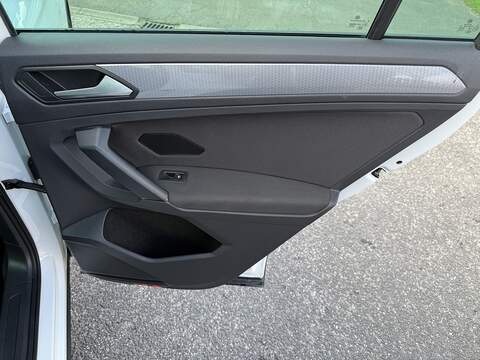 Volkswagen Tiguan TSI Life - U669