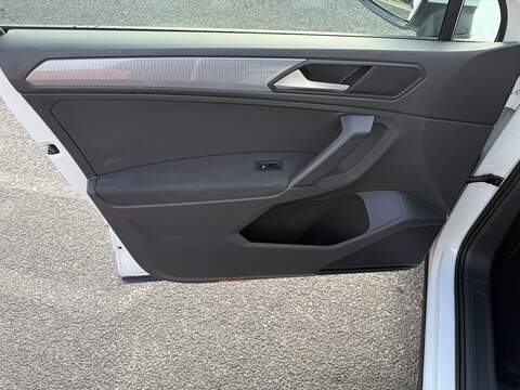 Volkswagen Tiguan TSI Life - U669