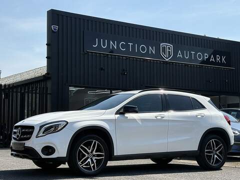 Mercedes-Benz GLA GLA180 Urban Edition - U678