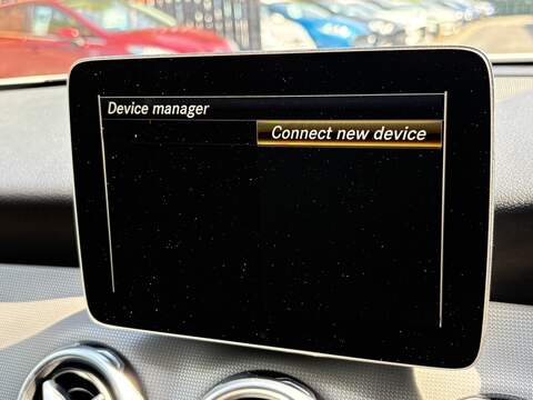 Mercedes-Benz GLA GLA180 Urban Edition - U678