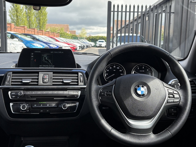 BMW 1 Series 116d Sport - U679