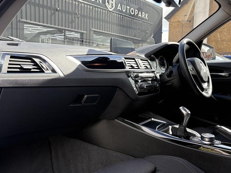 BMW 1 Series 116d Sport - U679