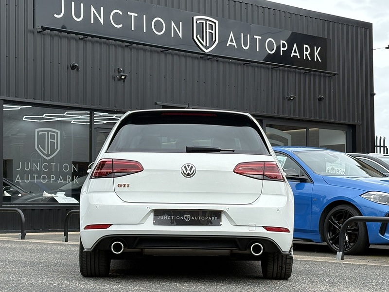 Volkswagen Golf TSI GTI Performance - U680