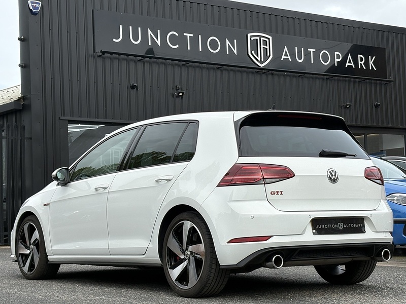 Volkswagen Golf TSI GTI Performance - U680