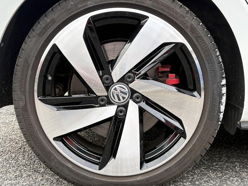 Volkswagen Golf TSI GTI Performance - U680