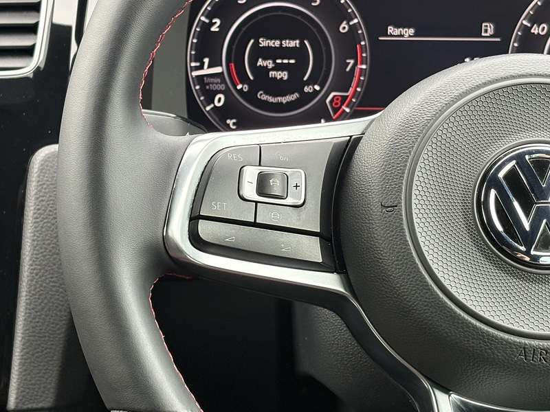 Volkswagen Golf TSI GTI Performance - U680