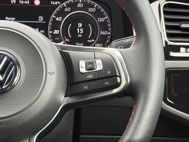 Volkswagen Golf TSI GTI Performance - U680