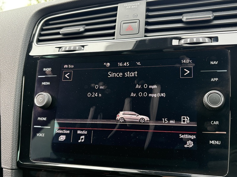 Volkswagen Golf TSI GTI Performance - U680