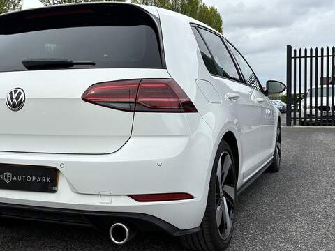 Volkswagen Golf TSI GTI Performance - U680