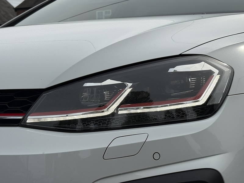 Volkswagen Golf TSI GTI Performance - U680