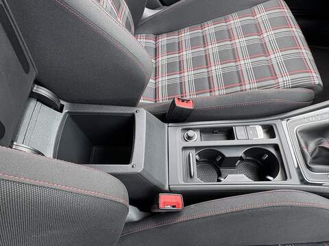 Volkswagen Golf TSI GTI Performance - U680