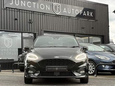 Ford Fiesta T EcoBoost ST-Line X - U681