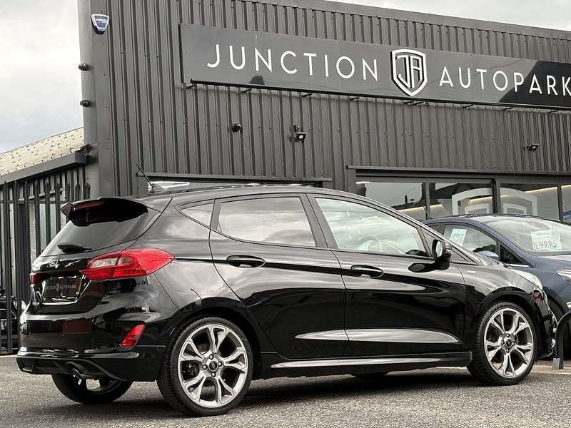 Ford Fiesta T EcoBoost ST-Line X - U681