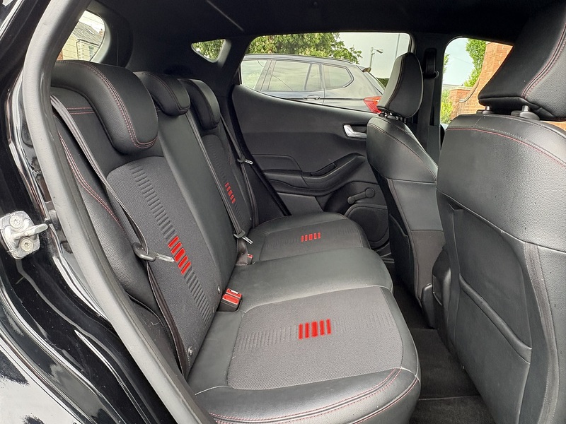 Ford Fiesta T EcoBoost ST-Line X - U681