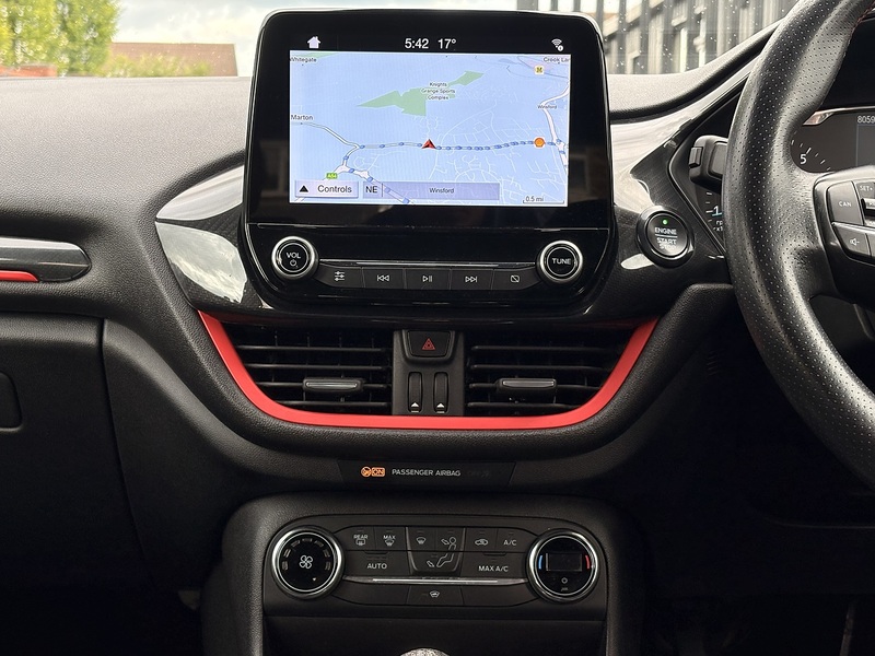 Ford Fiesta T EcoBoost ST-Line X - U681