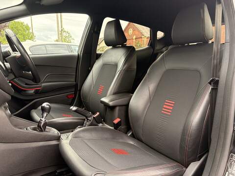 Ford Fiesta T EcoBoost ST-Line X - U681