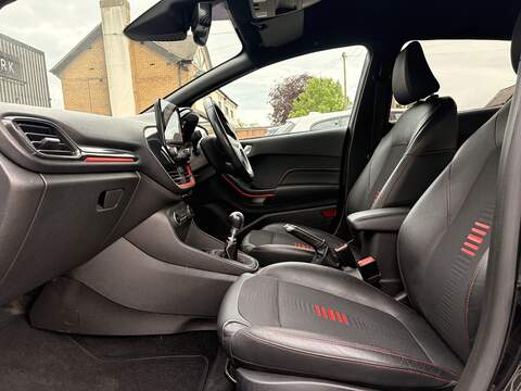 Ford Fiesta T EcoBoost ST-Line X - U681