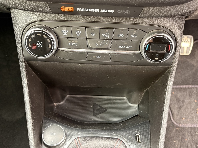 Ford Fiesta T EcoBoost ST-Line X - U681