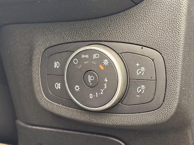 Ford Fiesta T EcoBoost ST-Line X - U681