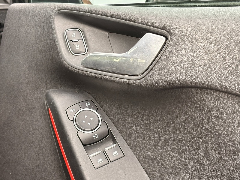 Ford Fiesta T EcoBoost ST-Line X - U681
