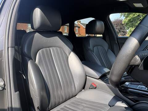 Audi A6 Avant TDI ultra Black Edition - U682