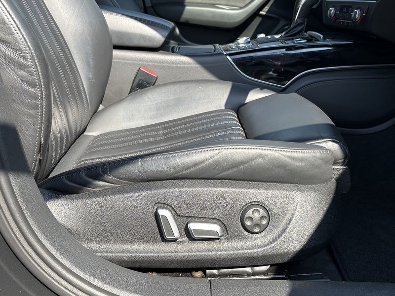 Audi A6 Avant TDI ultra Black Edition - U682