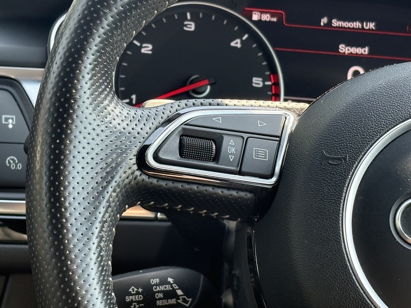 Audi A6 Avant TDI ultra Black Edition - U682