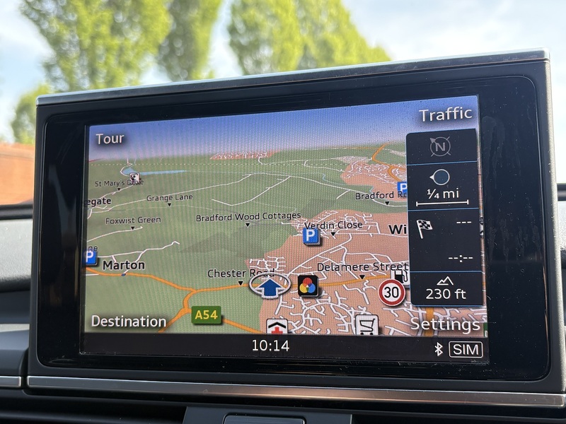Audi A6 Avant TDI ultra Black Edition - U682