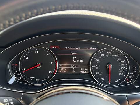 Audi A6 Avant TDI ultra Black Edition - U682