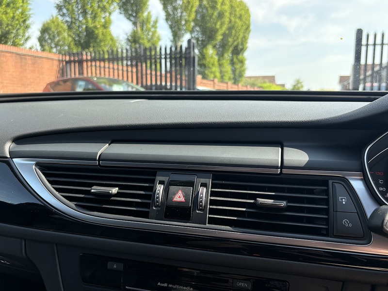Audi A6 Avant TDI ultra Black Edition - U682