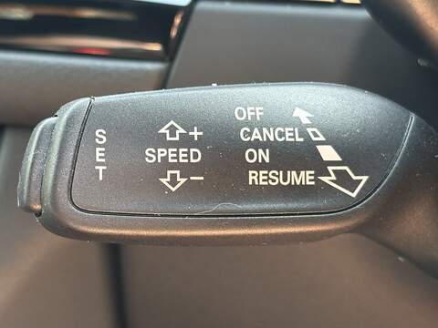 Audi A6 Avant TDI ultra Black Edition - U682
