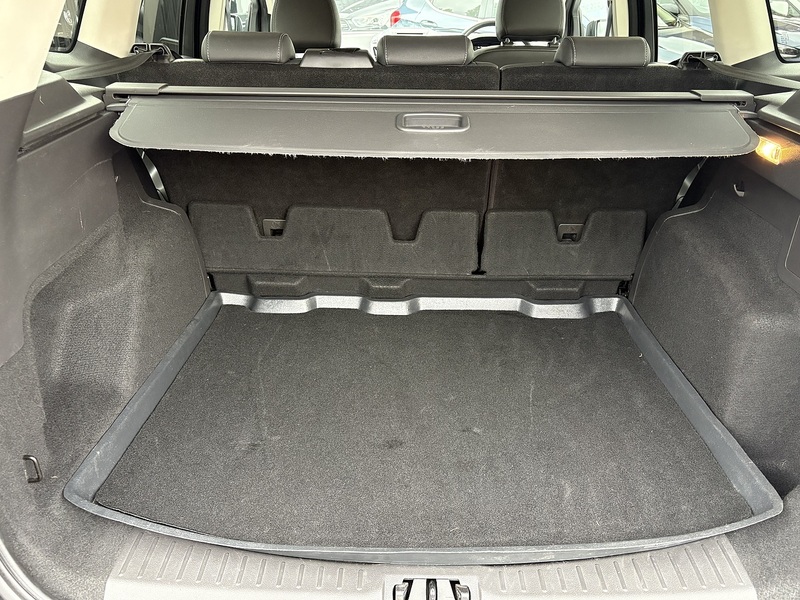 Ford Kuga T EcoBoost Titanium X Edition - U688