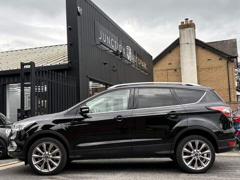 Ford Kuga T EcoBoost Titanium X Edition - U688