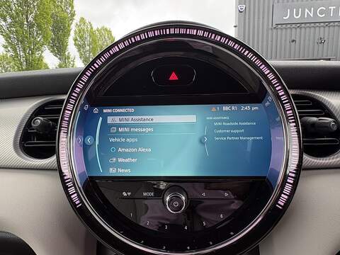 MINI Hatch Cooper Exclusive - U692