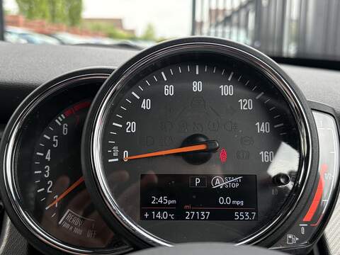 MINI Hatch Cooper Exclusive - U692