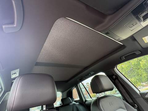 Volkswagen Tiguan TDI BlueMotion Tech R-Line - U696
