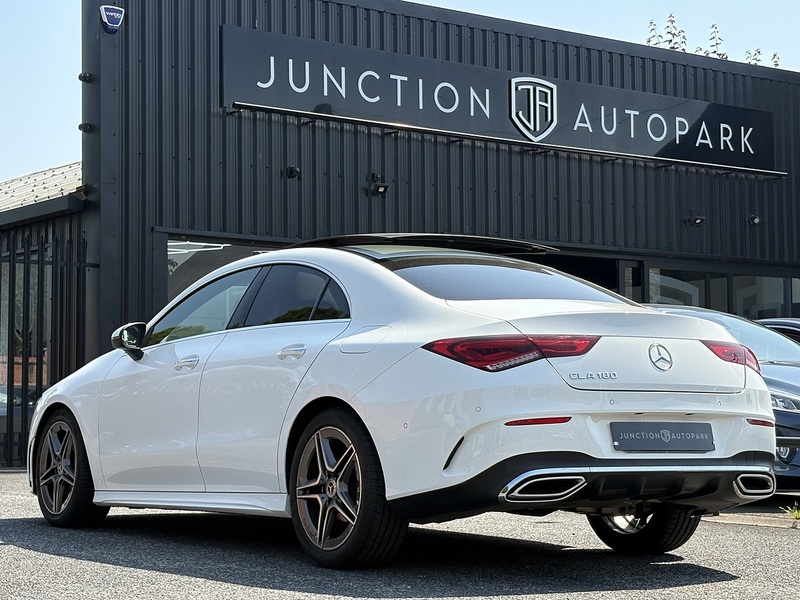 Mercedes-Benz CLA CLA180 AMG Line - U698