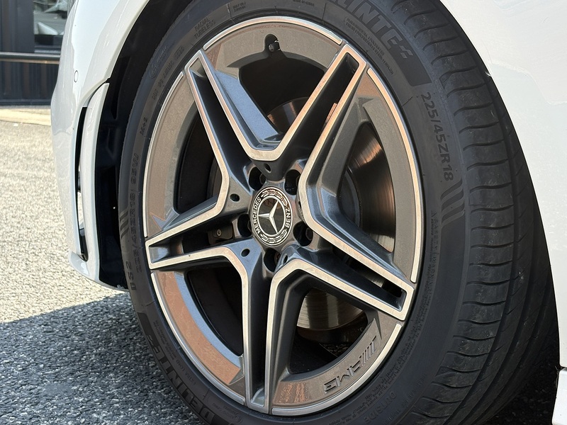 Mercedes-Benz CLA CLA180 AMG Line - U698