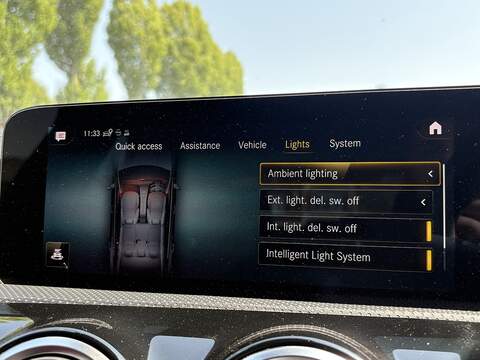 Mercedes-Benz CLA CLA180 AMG Line - U698