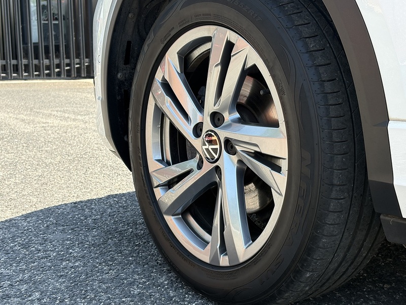 Volkswagen T-Roc TSI R-Line - U699