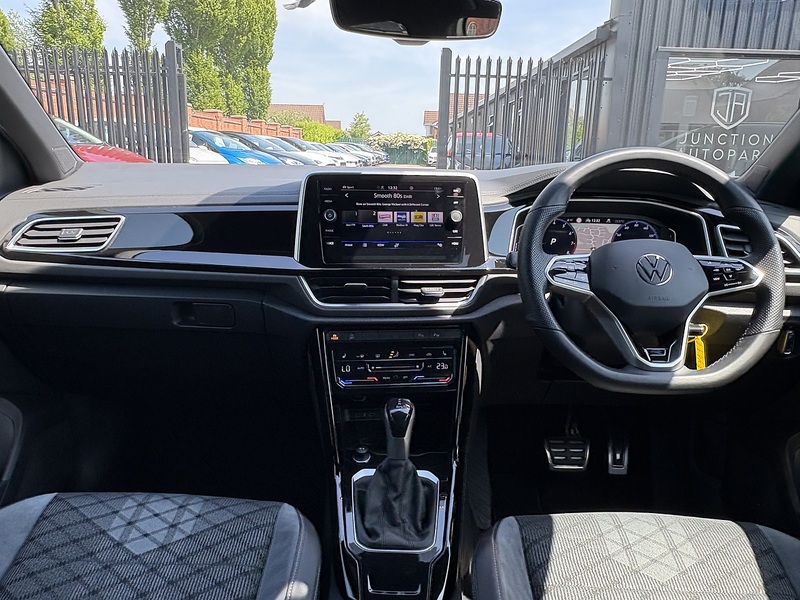 Volkswagen T-Roc TSI R-Line - U699